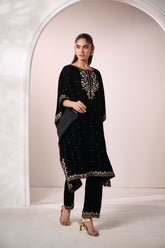 FW24DA-2602 BLACK 2PCS EMBROIDERED KURTA WITH TROUSER
