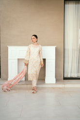 SS25DC-2533 PEACH LAWN 2PCS EMBROIDERED KURTA WITH TROUSER