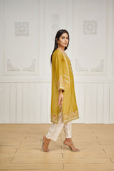 DA-1650 GREEN EMBROIDERED KURTA