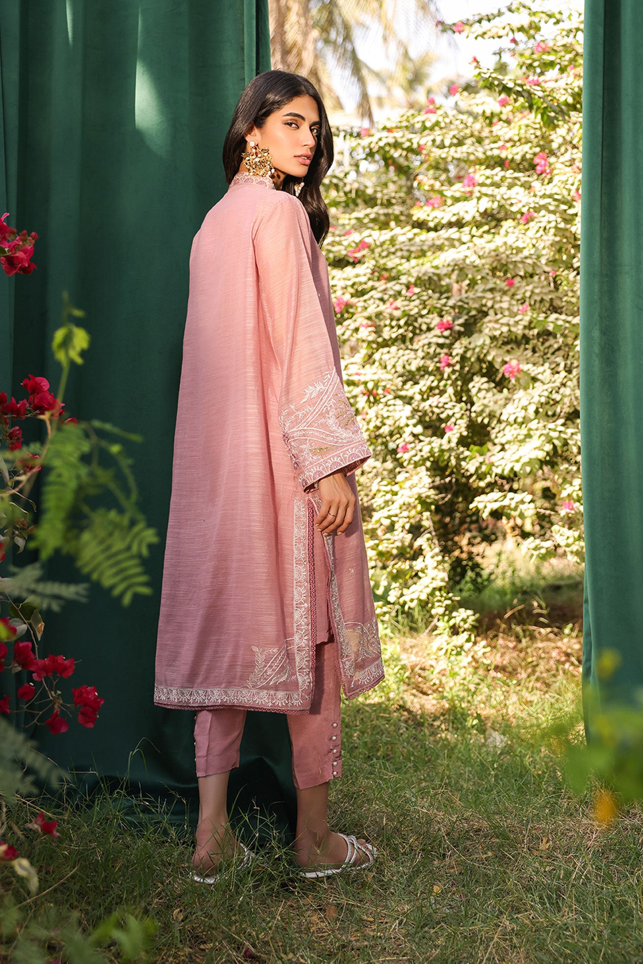 DA-2128 MAUVE 2PCS  EMBROIDERED KURTA WITH TROUSER