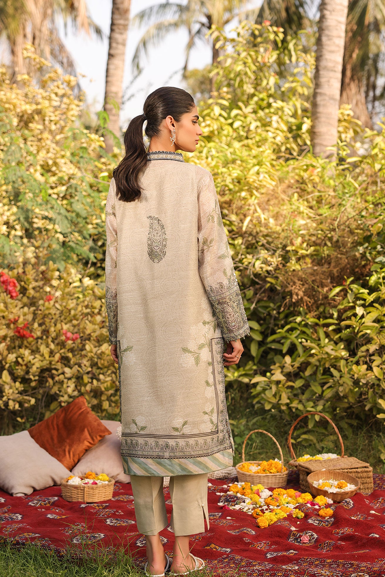 DA-2129 GREEN 2PCS  EMBROIDERED KURTA WITH TROUSER