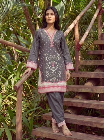 SS26DC-2602 BLACK LAWN 2PCS EMBROIDERED KURTA WITH TROUSER
