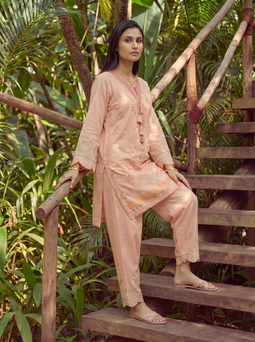 SS26DC-2605 ORANGE LAWN 2PCS EMBROIDERED KURTA WITH TROUSER