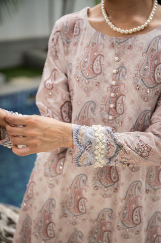 SS24DA-2442 LIGHT PINK 2PCS HAND EMBELLISHED  SHIRT WITH TROUSER