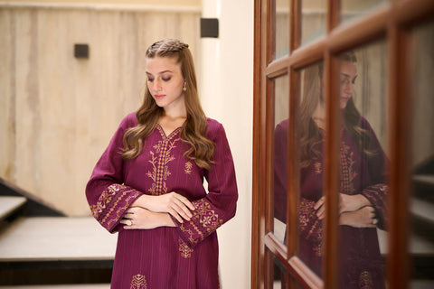 DC-2292 PURPLE 2PCS  EMBROIDERED KURTA WITH TROUSER