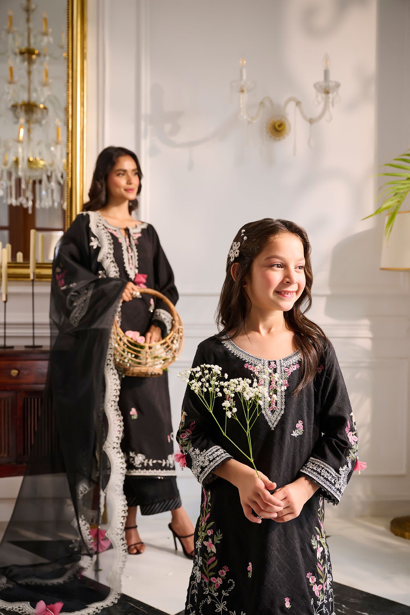 SS24DA-2377 BLACK 2PCS  EMBROIDERED KURTA WITH TROUSER