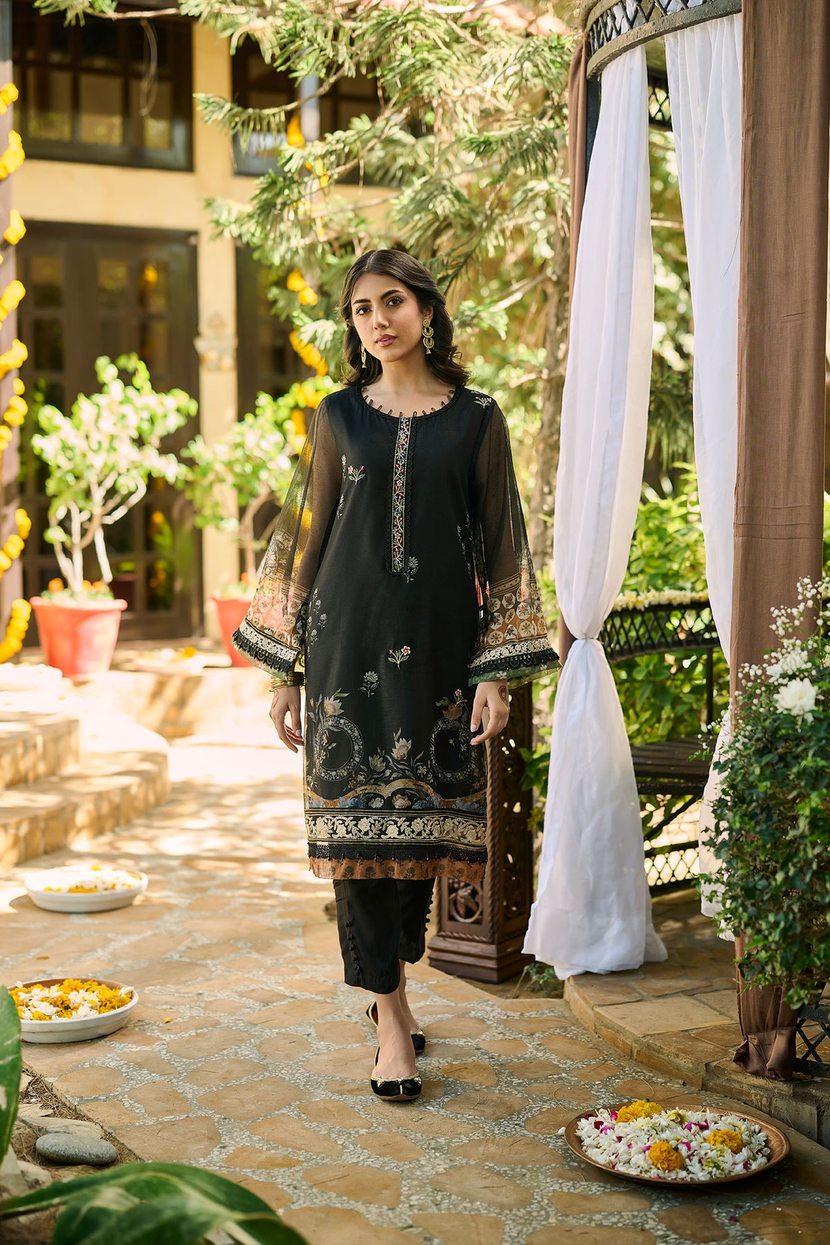 SS24DA-2391   BLACK  2PCS  EMBROIDERED KURTA WITH TROUSER