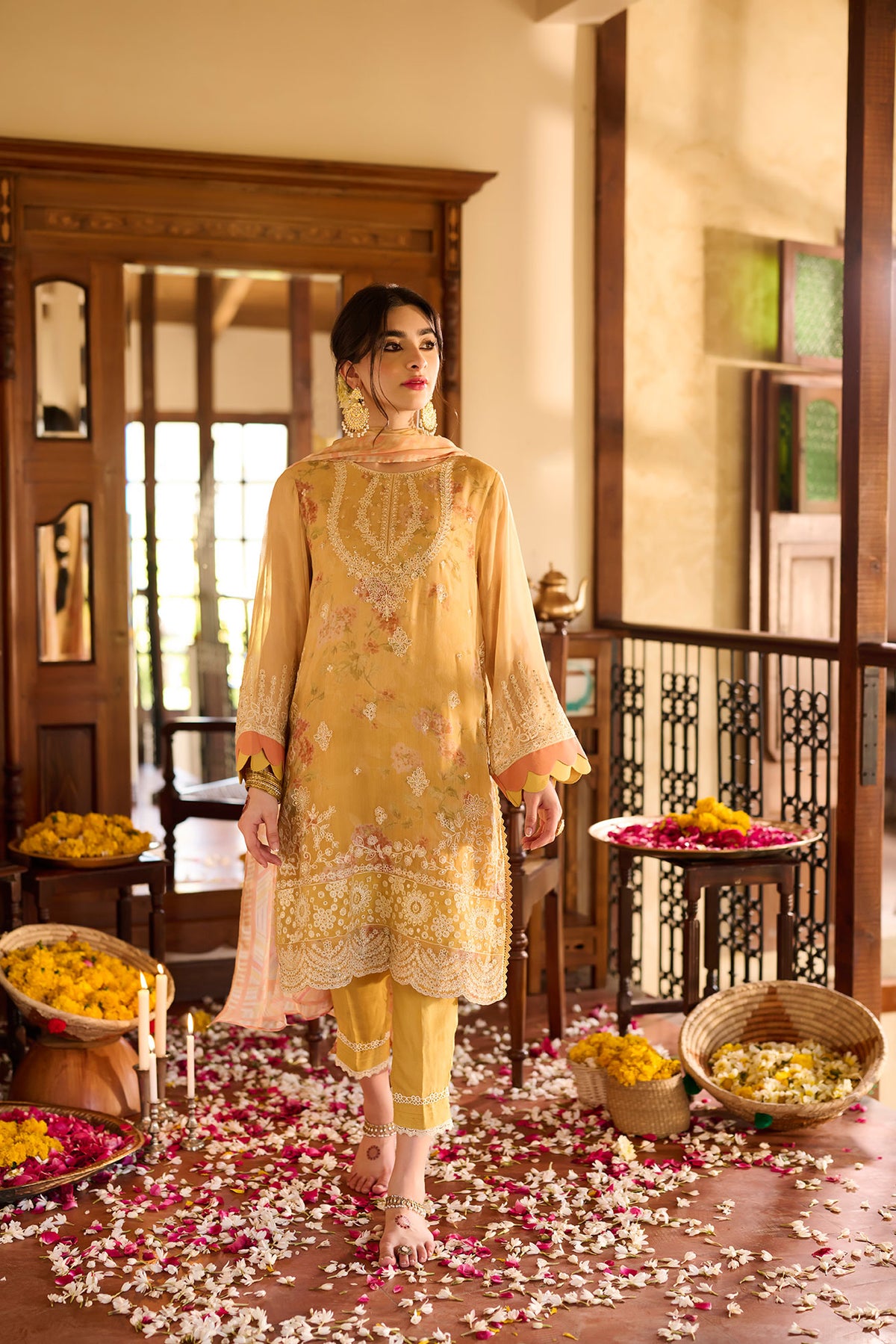 SS24DA-2372   YELLOW  2PCS  EMBROIDERED KURTA WITH TROUSER