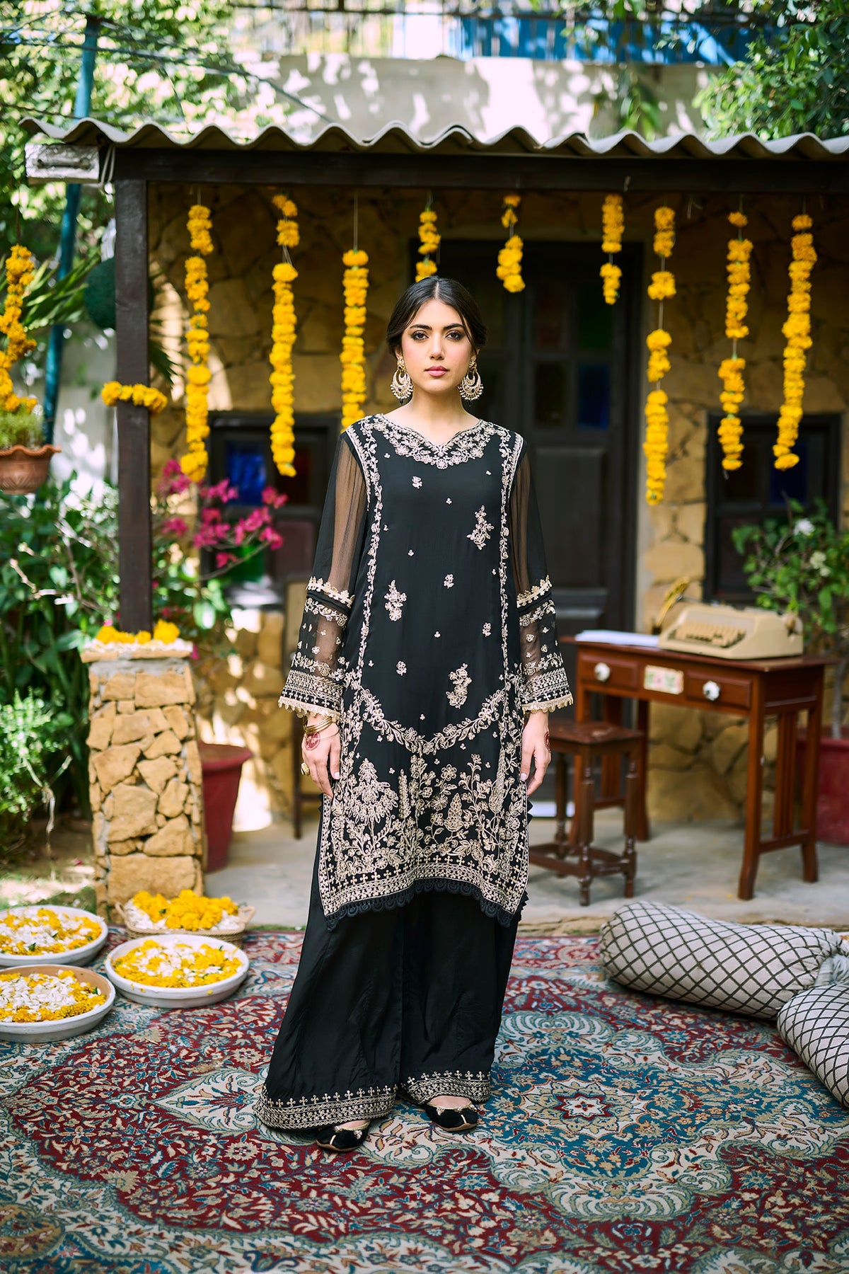 SS24DA-2270   BLACK  2PCS  EMBROIDERED KURTA WITH TROUSER