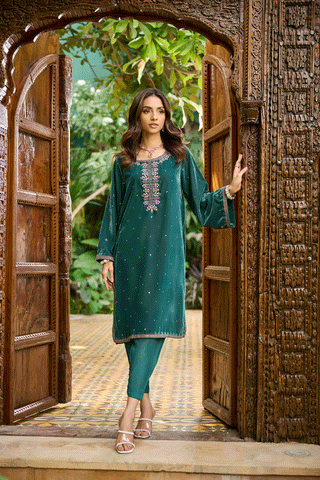 DA-2277 GREEN EMBROIDERED KURTA WITH TROUSER