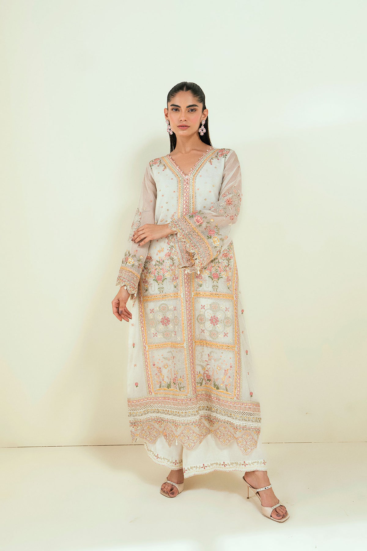 SS25DA-2693 CREAM  2PCS EMBROIDERED KURTA WITH TROUSER