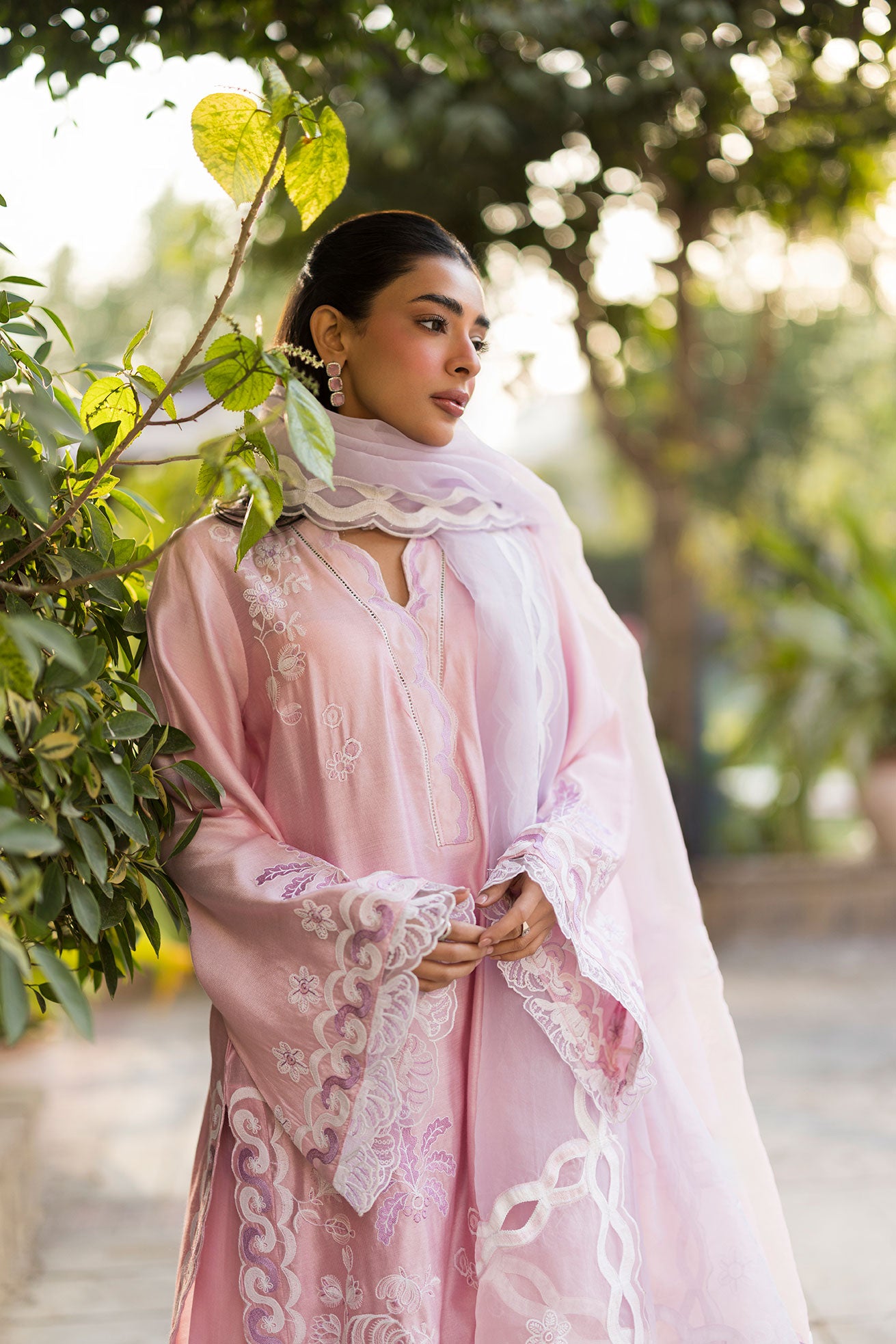 SS25DA-2765   PINK  2PCS  EMBROIDERED KURTA WITH TROUSER