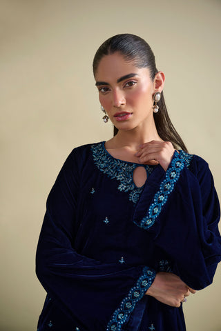FW25DA-2801 Midnight blue velvet with teal and silver bell sleeves.