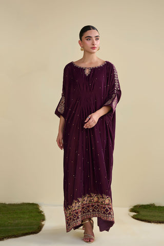 FW25DA-2806 Jewel-toned magenta velvet kaftan with gold craftsmanship on cuffs and neckline.