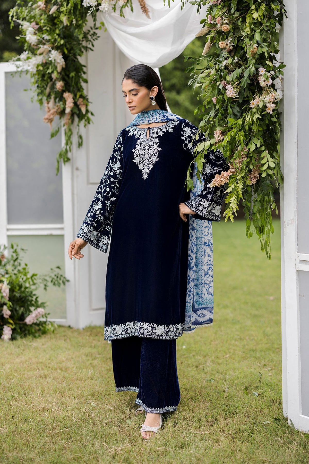 FW25DD-2819  BLUE PRINTED DUPATTA