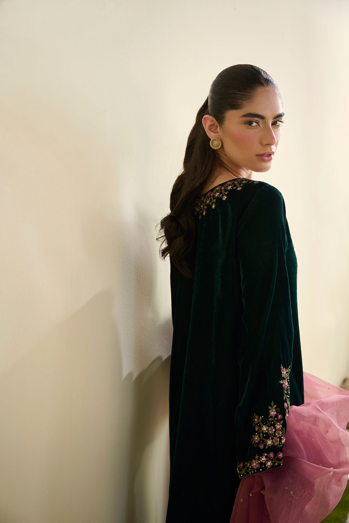 FW25DA-2825 Bottle green velvet shirt featuring floral motifs in pink and gold with shimmering sequin accents