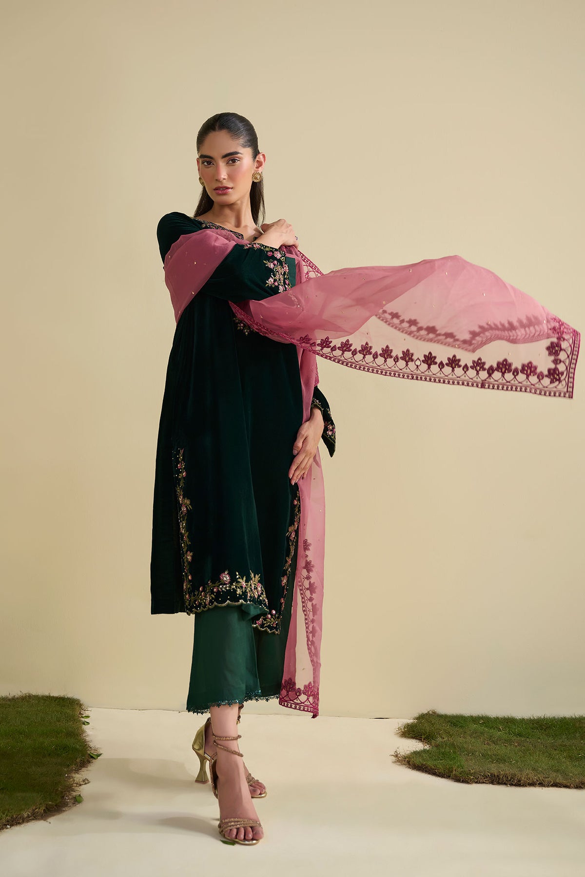 FW25DA-2825 Bottle green velvet shirt featuring floral motifs in pink and gold with shimmering sequin accents