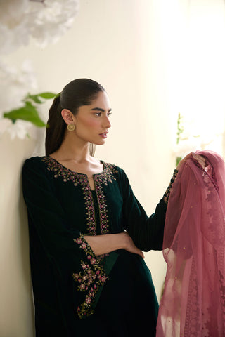 FW25DA-2825 Bottle green velvet shirt featuring floral motifs in pink and gold with shimmering sequin accents