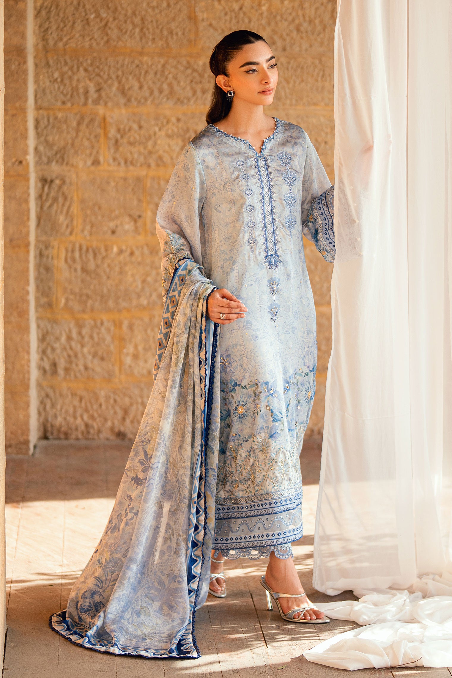 SS26DA-2891 Sky blue 2-piece shamoz silk suit with refined hand-embellished detailing and a sophisticated silhouette.