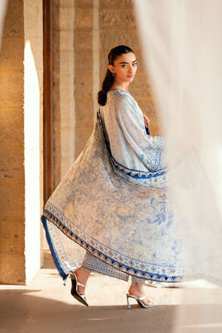 SS26DA-2891 Sky blue 2-piece shamoz silk suit with refined hand-embellished detailing and a sophisticated silhouette.