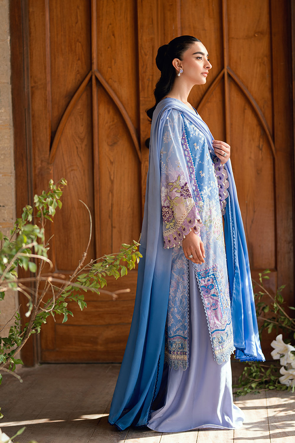 SS26DA-2897 Purple 2-piece crepe silk outfit with a subtle print, delicate hand embellishments, and solid flared pants.