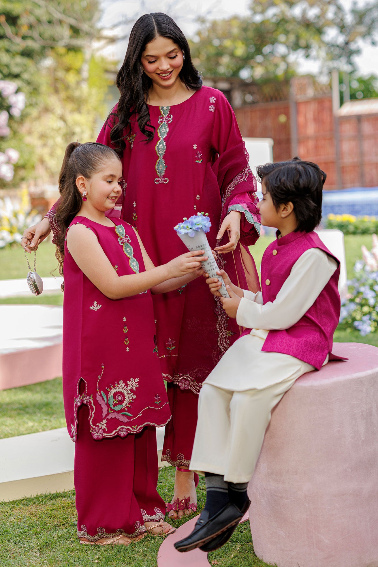 SS26DA-2903 MAGENTA 2PCS  EMBROIDERED KURTA WITH TROUSER