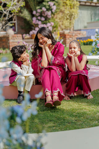 SS26DA-2903 MAGENTA 2PCS  EMBROIDERED KURTA WITH TROUSER