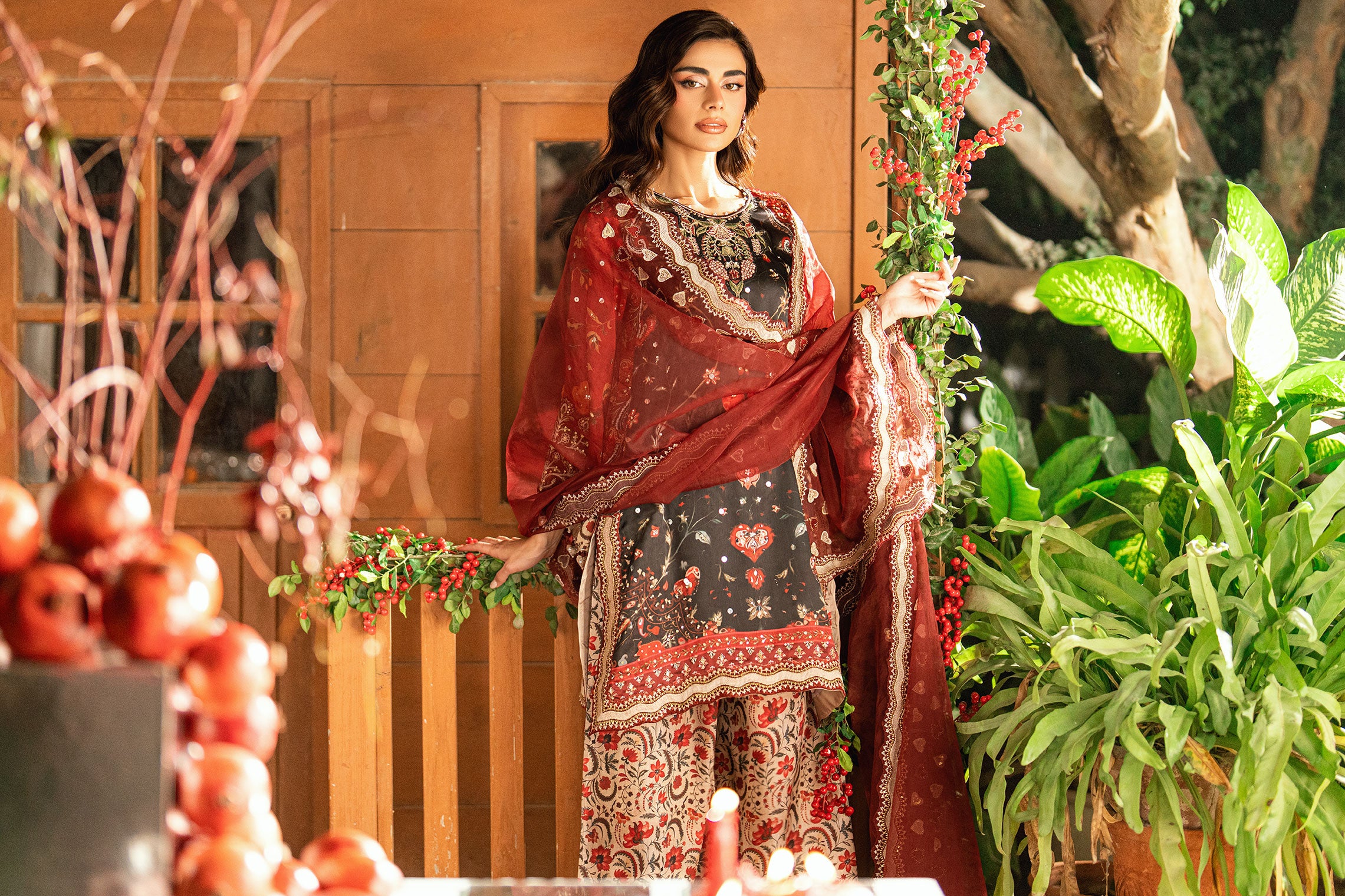 SS26DA-2911 BLACK-SILK TUNIC- 2PCS HAND EMBELLISHED  SHIRT WITH TROUSER