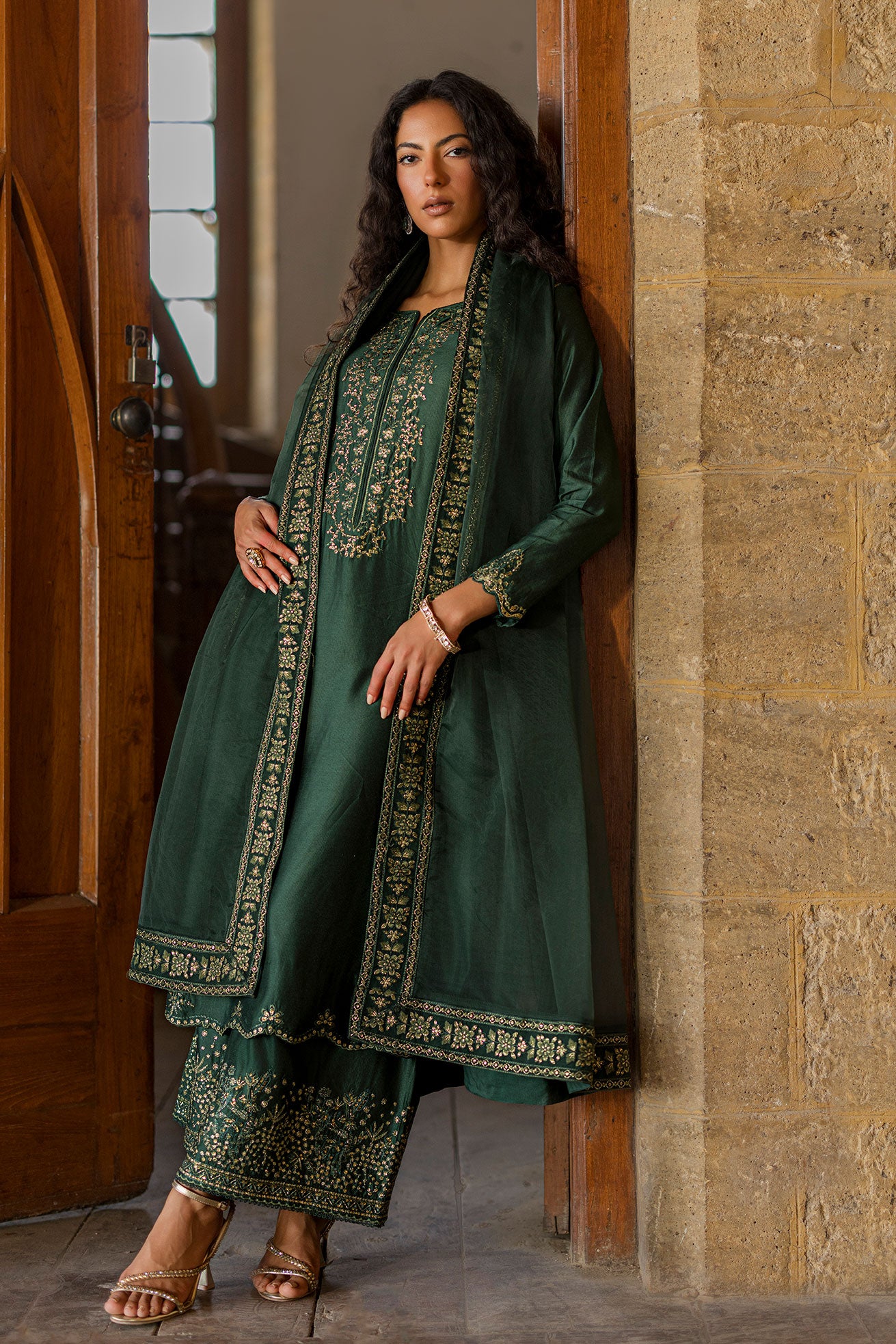 SS26DA-2922 GREEN 2PCS  EMBROIDERED KURTA WITH TROUSER
