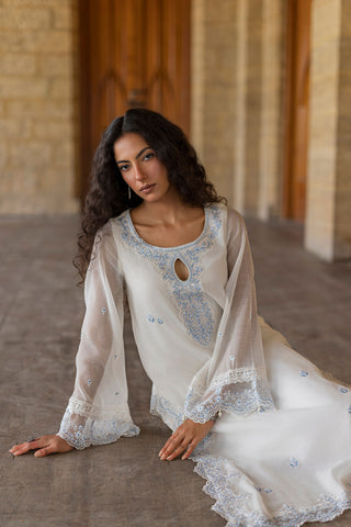 SS26DA-2924 WHITE 2PCS  EMBROIDERED KURTA WITH TROUSER