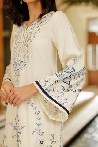 SS26DA-2961 OFF WHITE 2PCS  EMBROIDERED KURTA WITH TROUSER