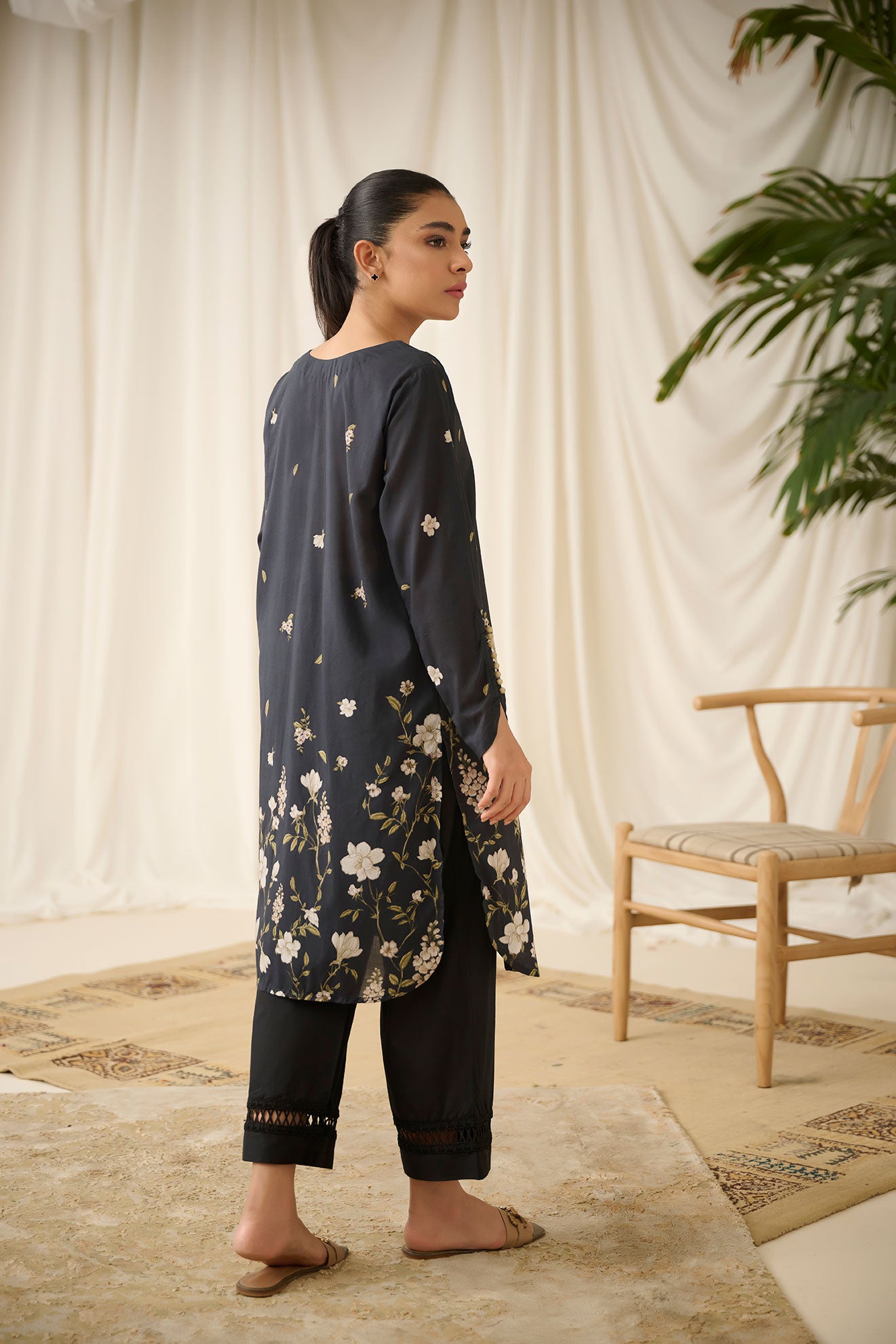 DC-0518 BLACK DIGITAL PRINTED KURTA