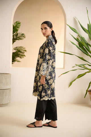 DC-0523 BLACK PRINTED EMBROIDERED KURTA