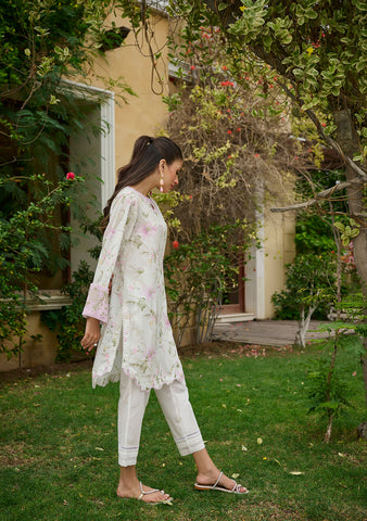 DC-0537 OFF-WHITE EMBROIDERED KURTA