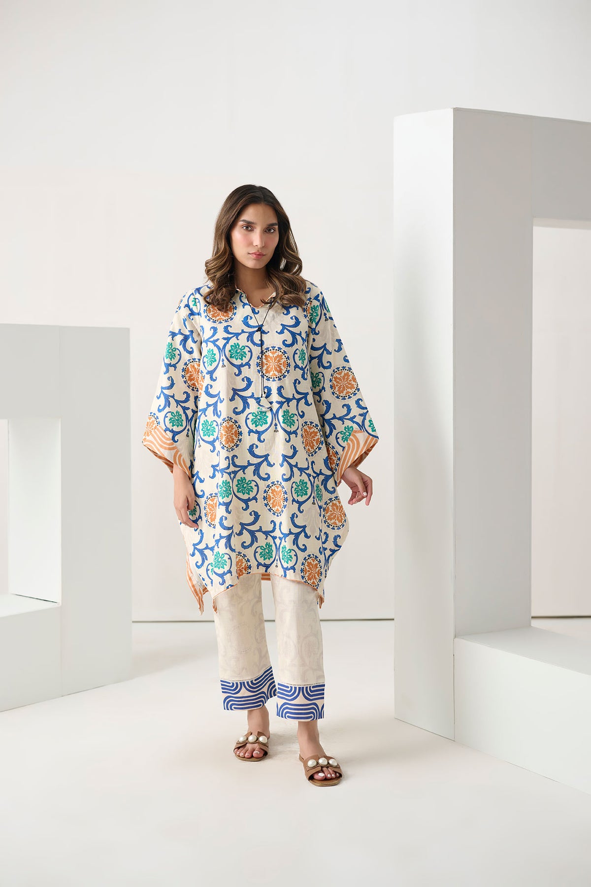 DC-2268 WHITE 2PCS  PRINTED KURTA WITH TROUSER
