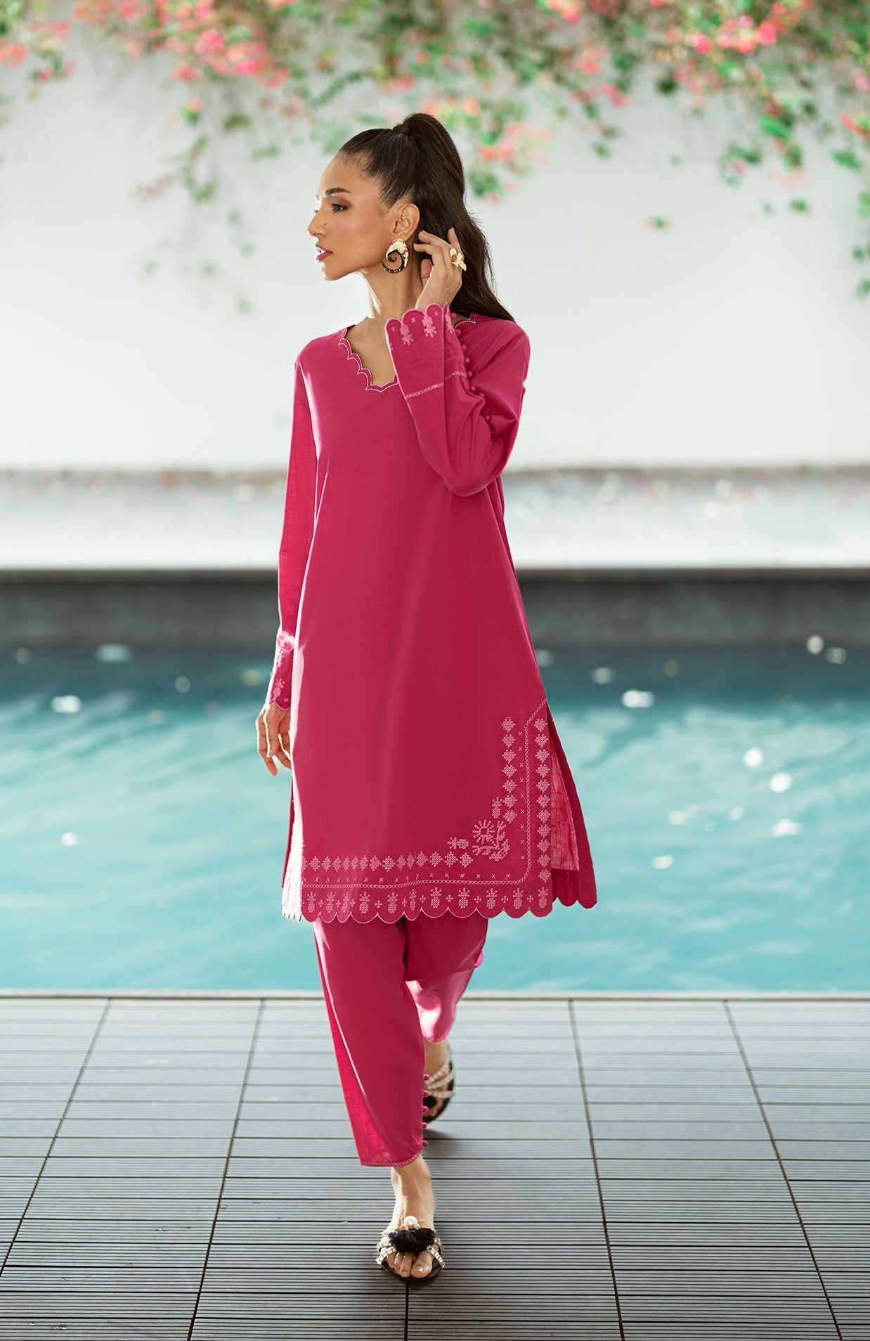 SS25DC-2572 Dark pink 2-piece with a detailed embroidered neckline and sleeves, paired with an embroidered shalwar-style finish.