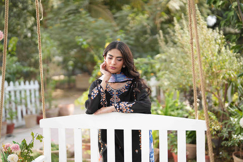 SS25DC-2581 BLACK SWISS VOILE 2PCS EMBROIDERED KURTA WITH TROUSER