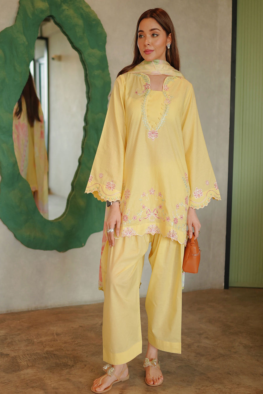 Retail Price: 13,990/-PKR