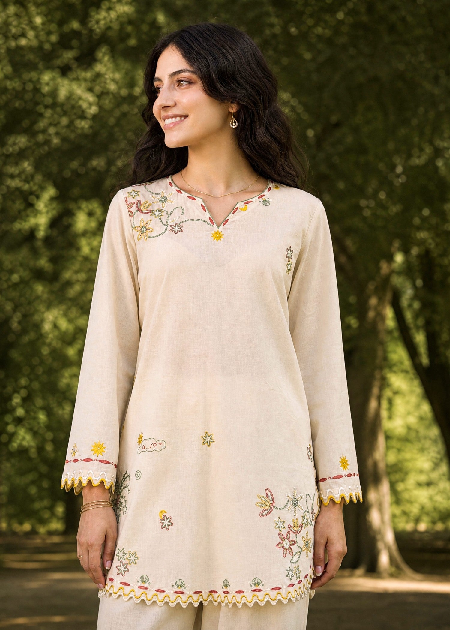 SS26DC-2622 CREAM 2PCS  EMBROIDERED KURTA WITH TROUSER