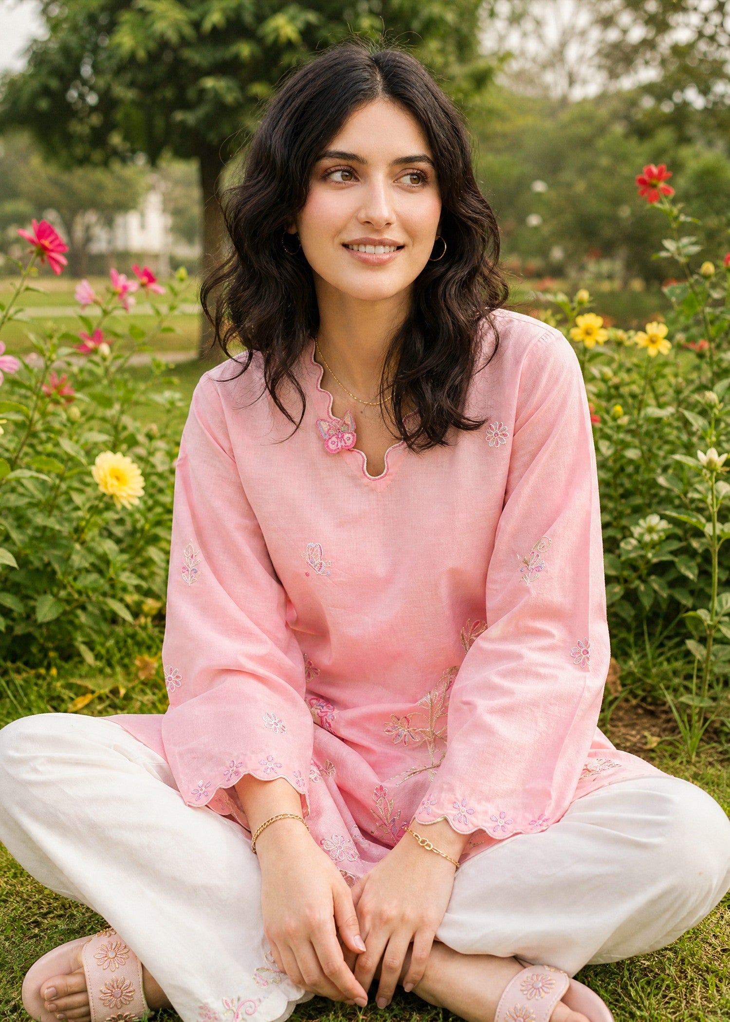 SS26DC-2627 LIGHT PINK 2PCS  EMBROIDERED KURTA WITH TROUSER