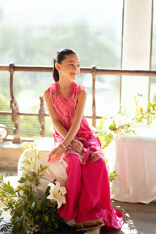 Kids pink 2-piece satin silk outfit with delicate embroidery.