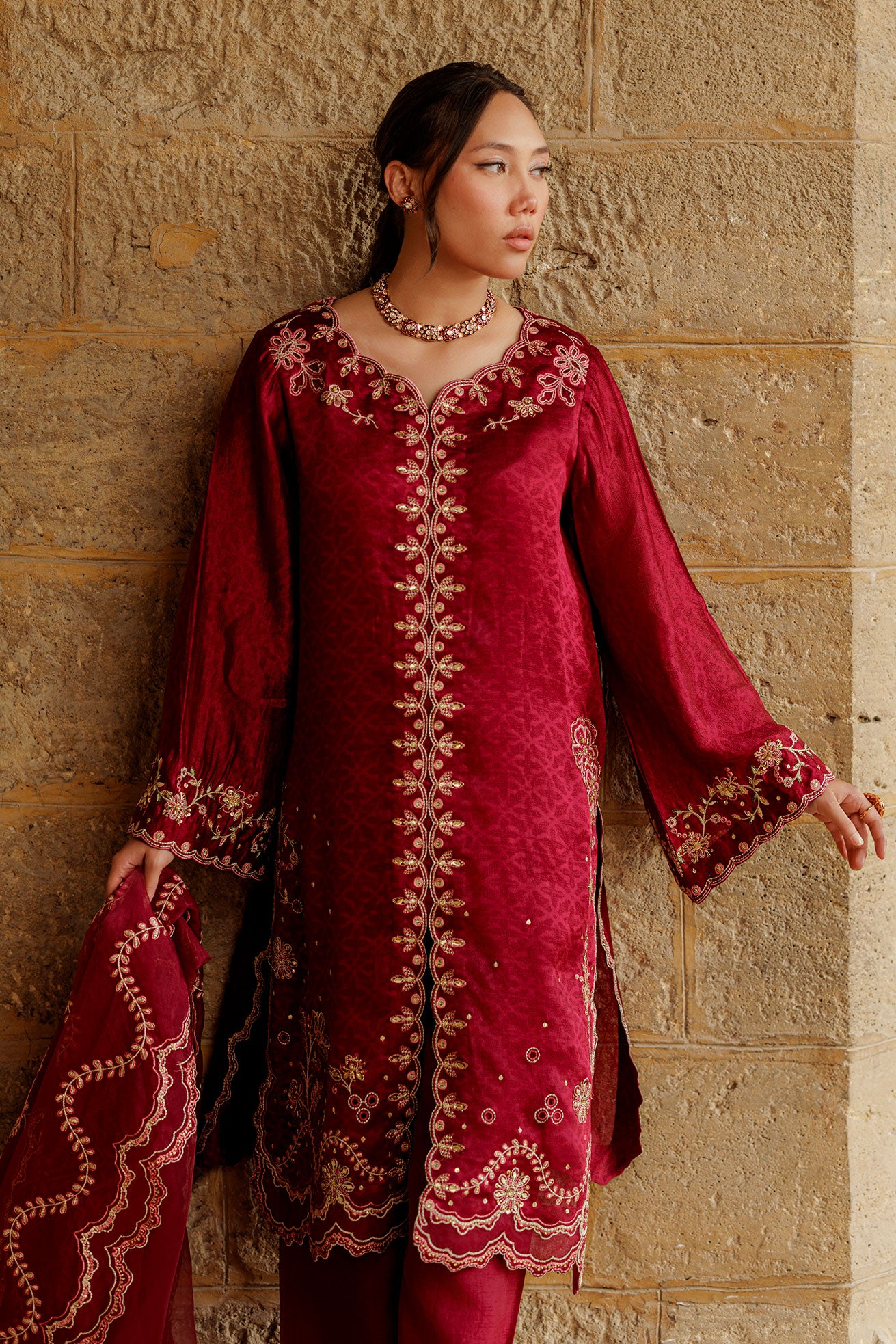 SS26DL-0353 MAROON 3PCS