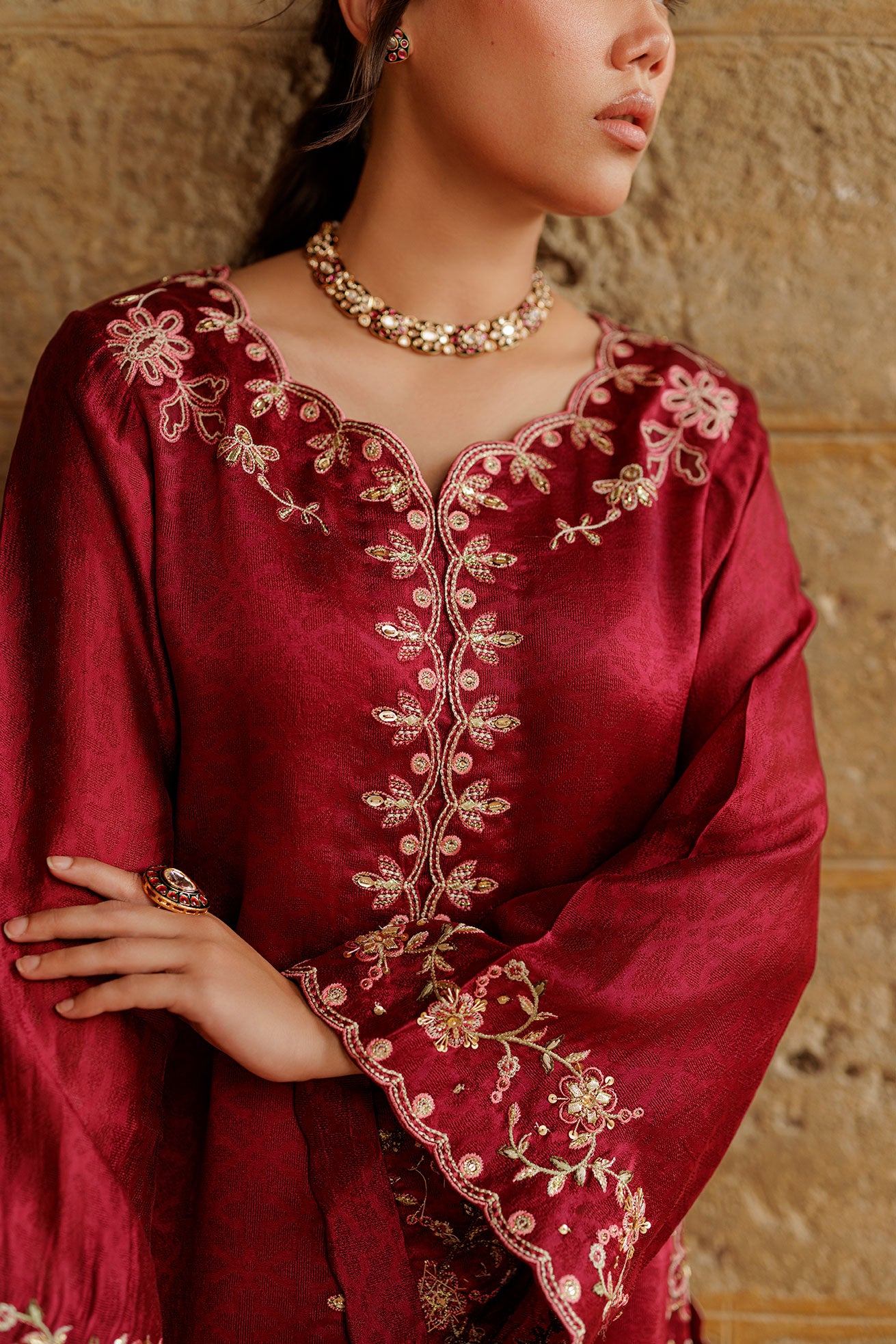 SS26DL-0353 MAROON 3PCS