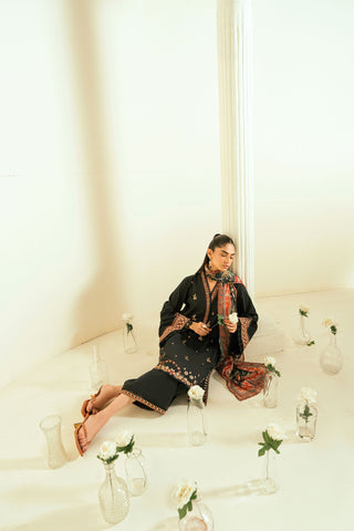 SS25DC-2554 BLACK LAWN 2PCS EMBROIDERED KURTA WITH TROUSER