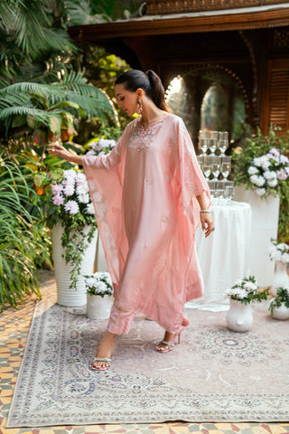 Pink 2-piece sheesha silk outfit featuring a contemporary butterfly cut and elegant embroidery.