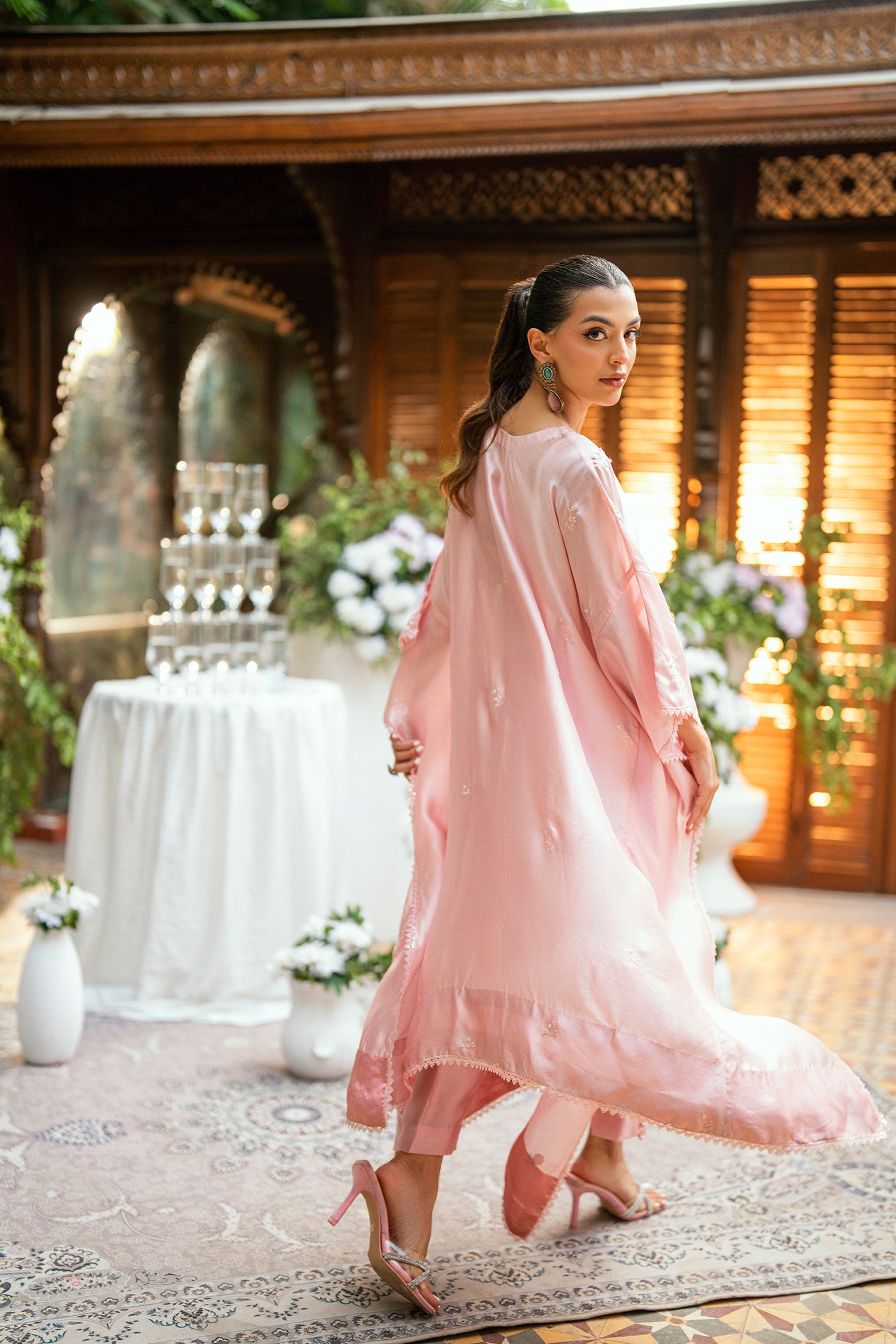 Pink 2-piece sheesha silk outfit featuring a contemporary butterfly cut and elegant embroidery.