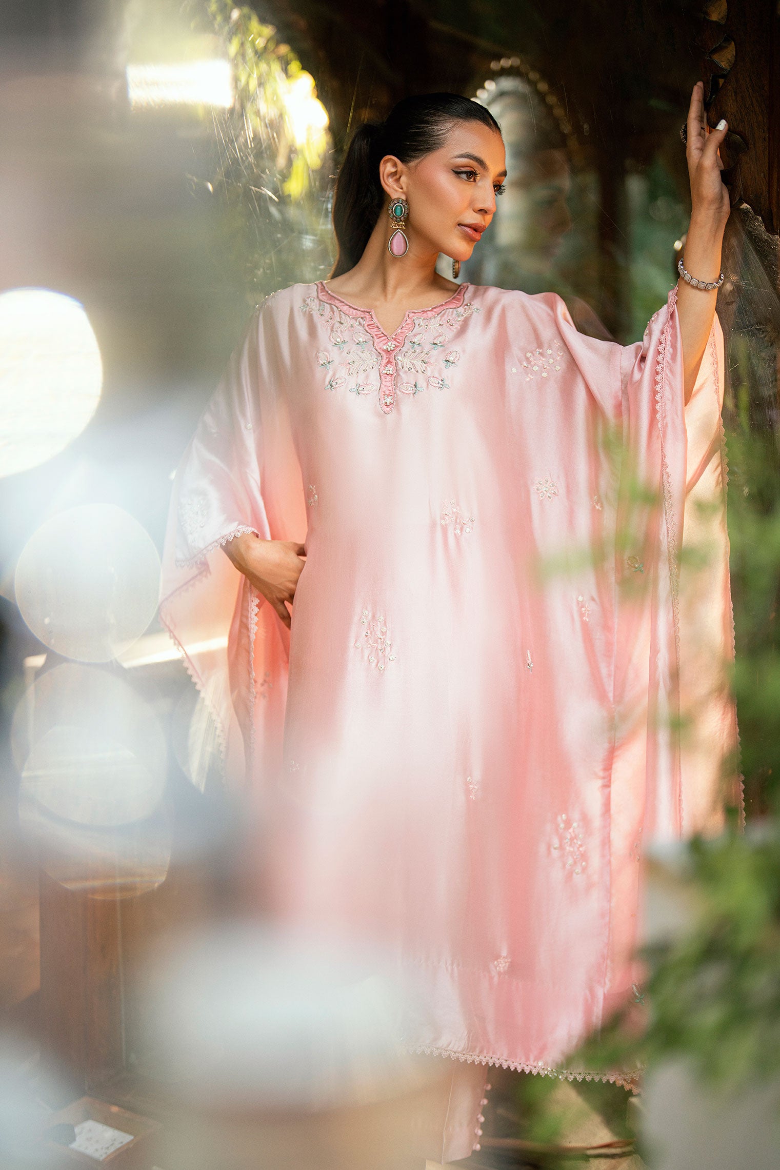 Pink 2-piece sheesha silk outfit featuring a contemporary butterfly cut and elegant embroidery.