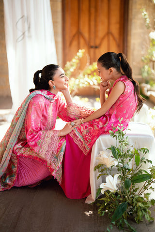 Kids pink 2-piece satin silk outfit with delicate embroidery.