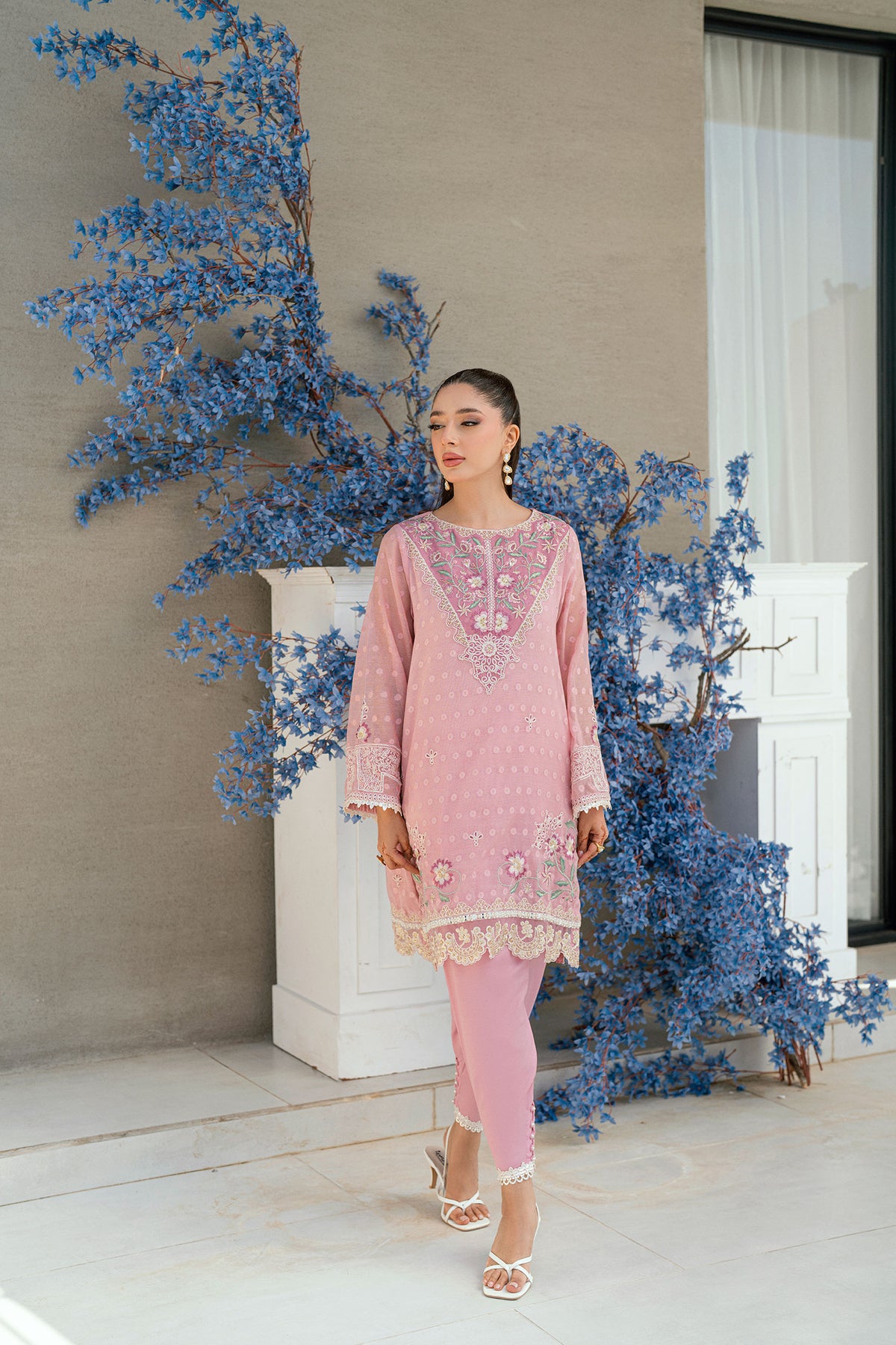 SS25DA-2702 LIGHT PINK 2PCS  EMBROIDERED KURTA WITH TROUSER