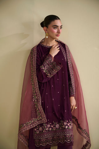 FW25DA-2805 Soft plum velvet shirt with delicate embroidery and subtle embellishments on the hem and sleeves.